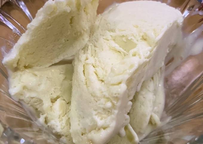 Langkah Mudah untuk Menyiapkan Es krim greentea chocolatos simple yang Lezat