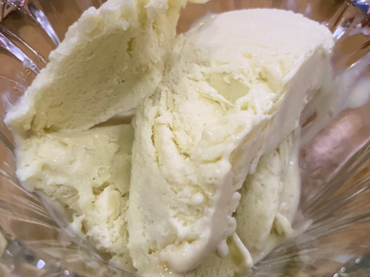 Langkah Mudah untuk Menyiapkan Es krim greentea chocolatos simple yang Lezat