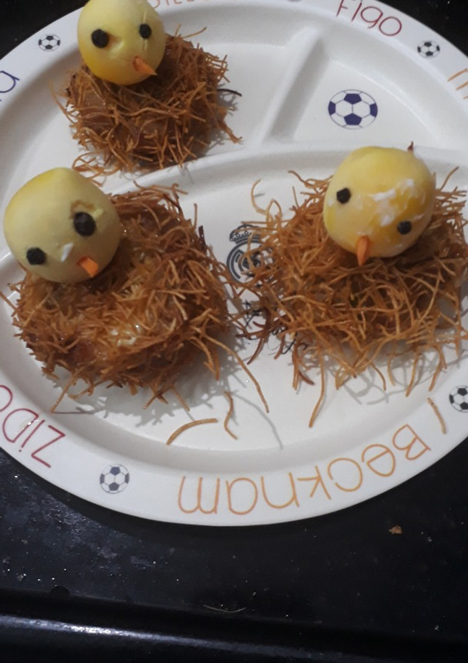 A picture of Chicken nest.