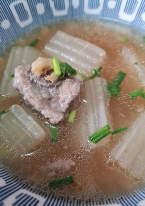รูปของ แกงจืดไชเท้าซี่โครงหมู