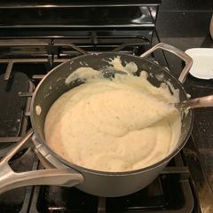 A picture of Cheesy Mashed Potatoes.