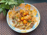 Lòng gà trứng non xào hành tây