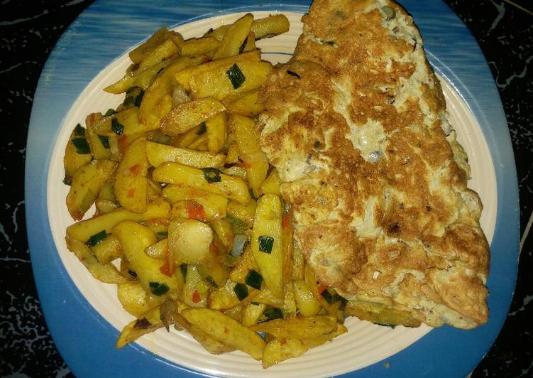 Recipe of Delicious Chips with fried egg