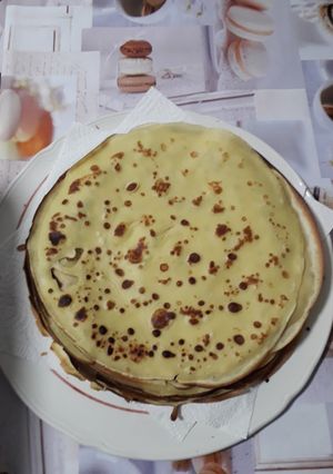 Une photo de Recette 15 *Spécial chandeleur* - CRÊPES FONDANTES & MOELLEUSES