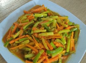 Foto resep Acar kuning (buncis, timun, wortel)