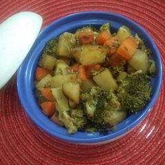 A picture of Mixed Veg (broccoli, carrot & potato).
