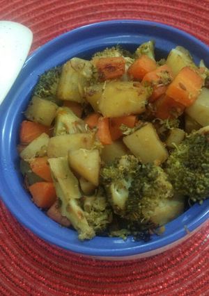 A picture of Mixed Veg (broccoli, carrot & potato).