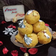 Besan k Ladu #KokabandCookpad #Foodies&Freinds A picture of Besan k Ladu #KokabandCookpad #Foodies&Freinds.