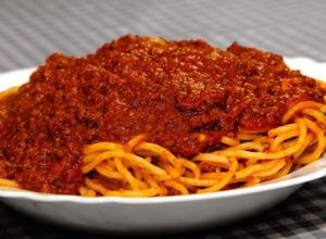 Una foto de Pasta a la bolognesa