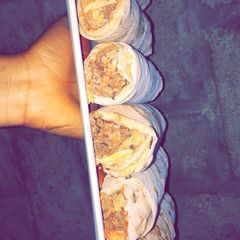 A picture of Shawarma.