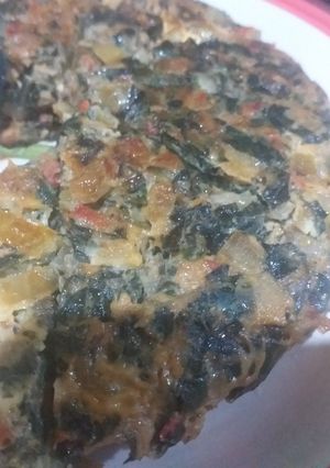 Una foto de Tortilla de acelga y zucchini