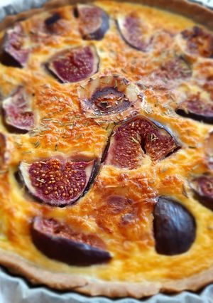 Une photo de Quiche chevre figues et miel