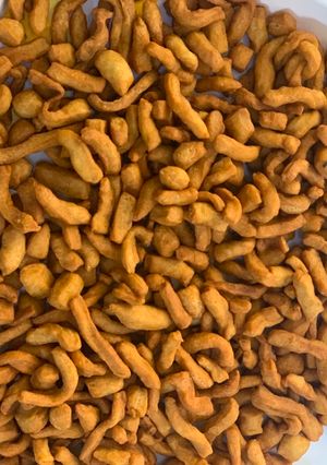 A picture of Crispy and desired cincin.
