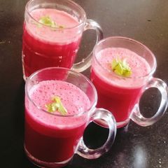 A picture of Beetroot Carrot 🥕 Juice.