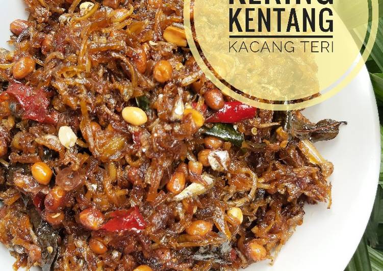 Cara Membuat Kering Kentang Kacang Teri yang Renyah