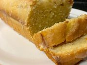Una foto de budin de limon en microondas