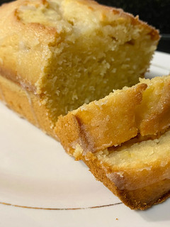Una foto de Budín de limón 🍋