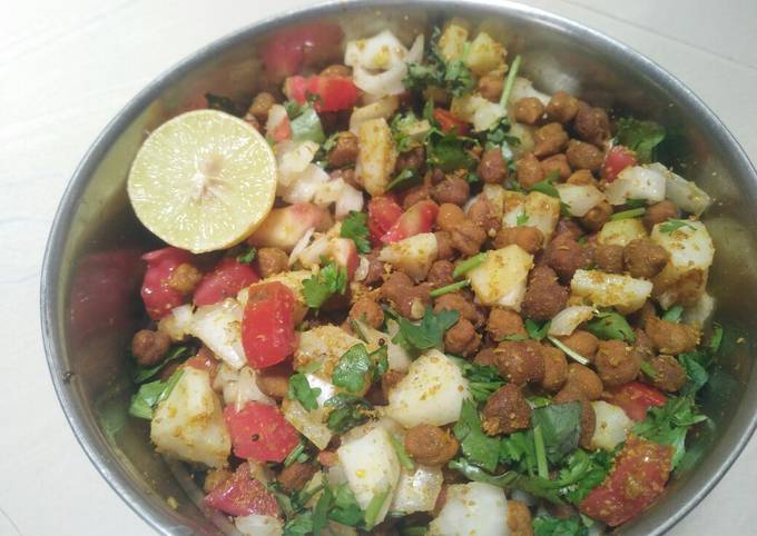 Potato Black chickpea Diet Salad