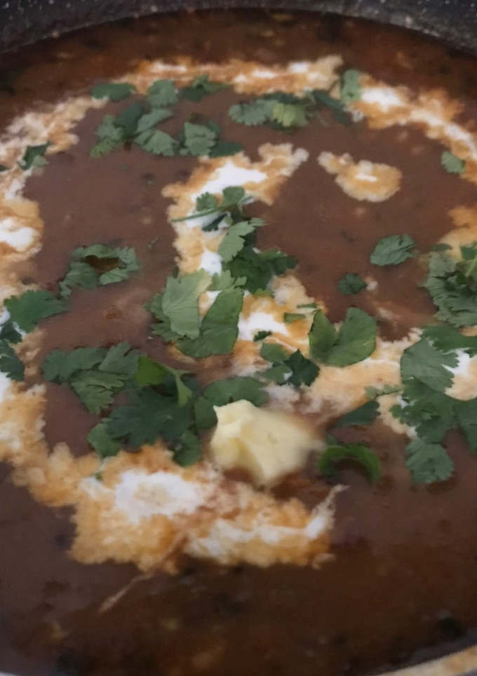 દાળ મખની(Dal makhani Recipe in Gujarati) રેસીપી મુખ્ય ફોટો