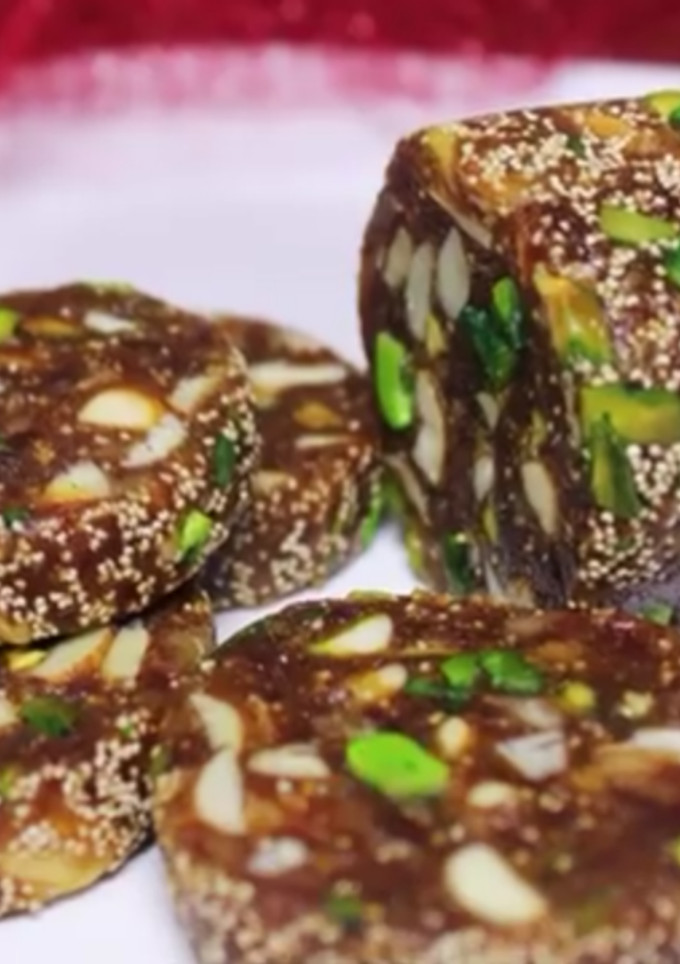 A picture of Dates barfi.