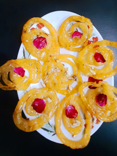 ફરાલી જલેબી (Farali Jalebi Recipe In Gujarati) રેસીપી મુખ્ય ફોટો