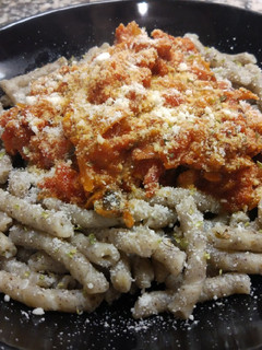 Una foto de Pasta de cáñamo con bacon y champiñones