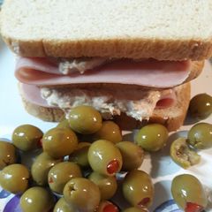 Tunafish-Ham Sandwich A picture of Tunafish-Ham Sandwich.