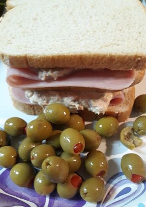A picture of Tunafish-Ham Sandwich.