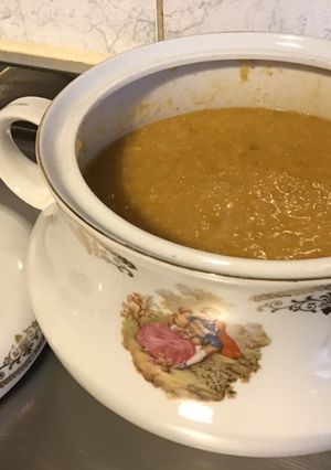 Une photo de Soupe de chou kale et carottes au citron