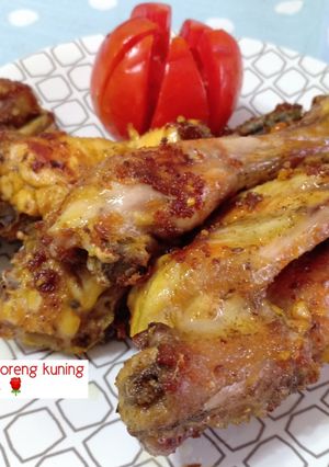 Foto resep Ayam goreng kuning