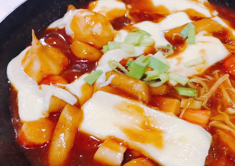 Resep Tteokbokki (Tteok-bokki)/ toppoki ala korea Anti Gagal