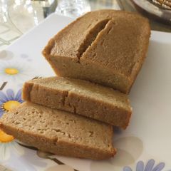 A picture of GLUTEN-FREE BANANA BREAD (without oven).