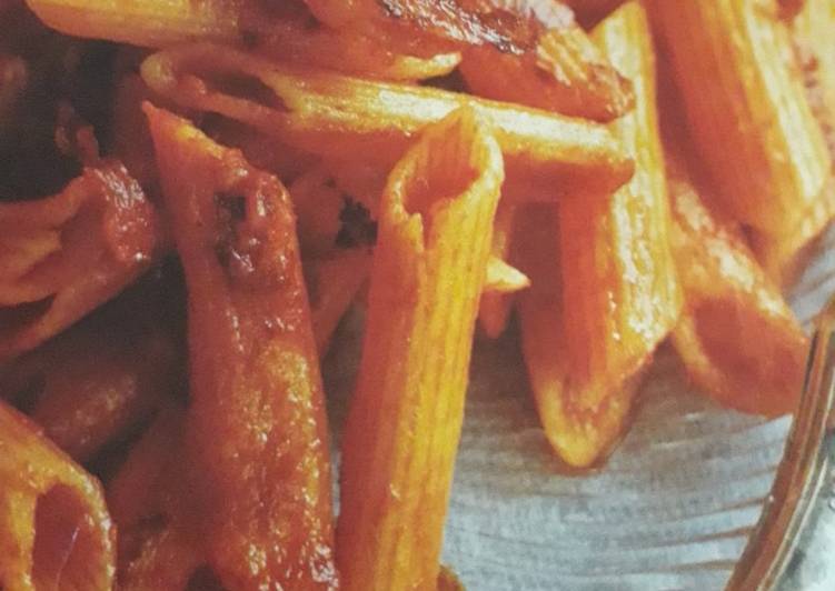 Scuola di Cucina Penne croccanti alla marinara e pecorino