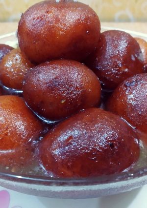 A picture of Paneer mawa gulab jamun.