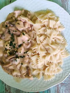 Tejszínes gombás masnicska recept fotója