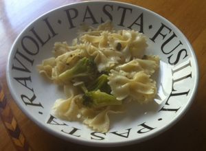Una foto de Pappardelle con brócoli