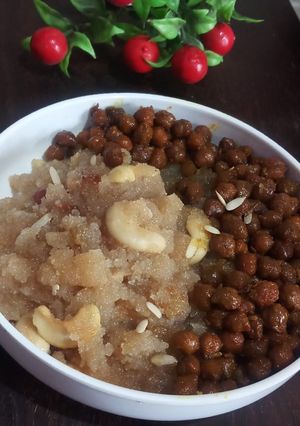 हलवा चने (halwa chane recipe in Hindi) रेसिपी मुख्य फोटो