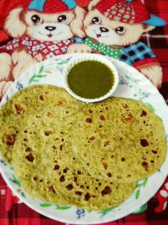 धनिया थेपला (Dhaniya Thepla recipe in Hindi) रेसिपी मुख्य फोटो