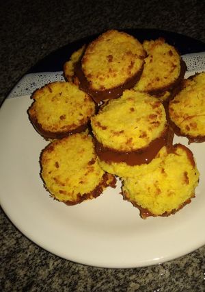 Una foto de Alfajores de coco para diabéticos