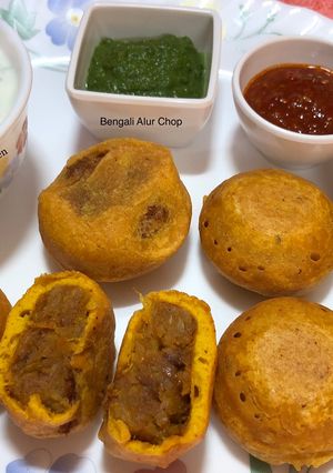 A picture of Bengali Alur Chop.