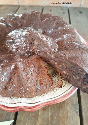 Foto di Torta al cacao e nocciole di pane raffermo