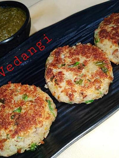 A picture of Black Chana & Potato Cutlets.
