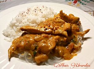 Una foto de Pollo tikka masala