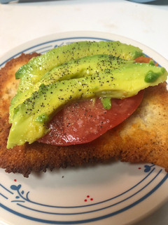 A picture of Keto Tomato and avocado cheese ‘toast’.