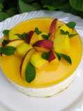 Ricetta torta allo yogurt con mango e pesca senza uova e burro