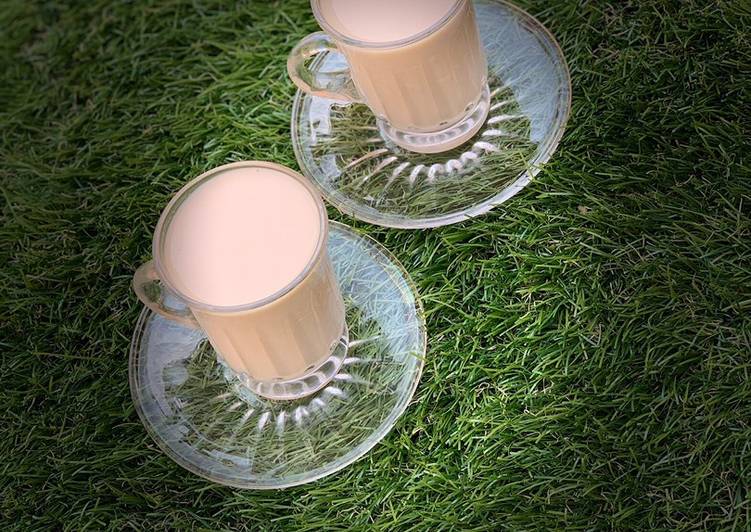 Easy Way to Prepare Appetizing Caffe latte(hot milk coffee)