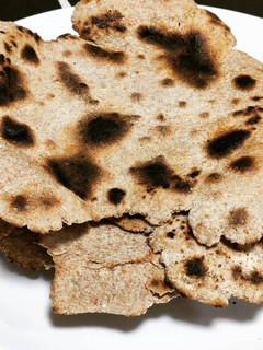 Una foto de Chapatis de centeno (pan ácimo hindú)