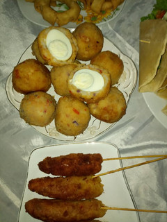A picture of Yam egg rolls.
