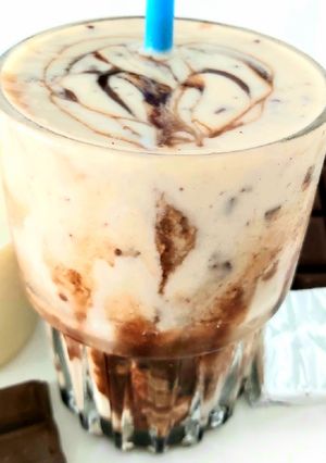 Une photo de Smoothie banane-choco façon Stracciatella