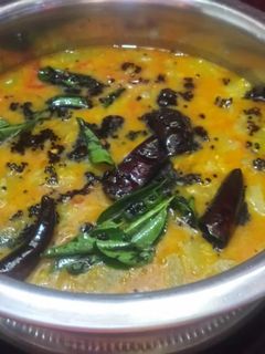 கட்டி மிட்டி தால் (Katti Mitti Dhal Recipe in TAmil) செய்முறை முக்கிய புகைப்படம்